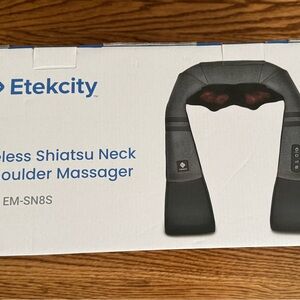 Etekcity Wireless Shiatsu Neck and Shoulder Massager